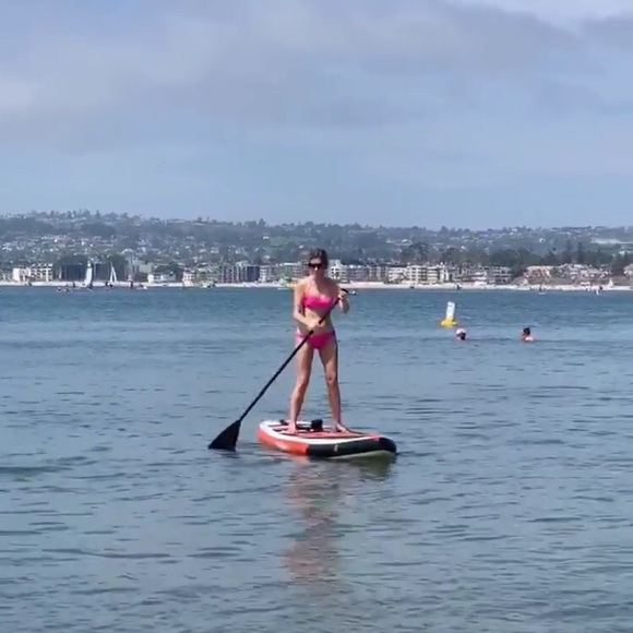 Meet your Posher, Jennifer - Picture 1 of 1